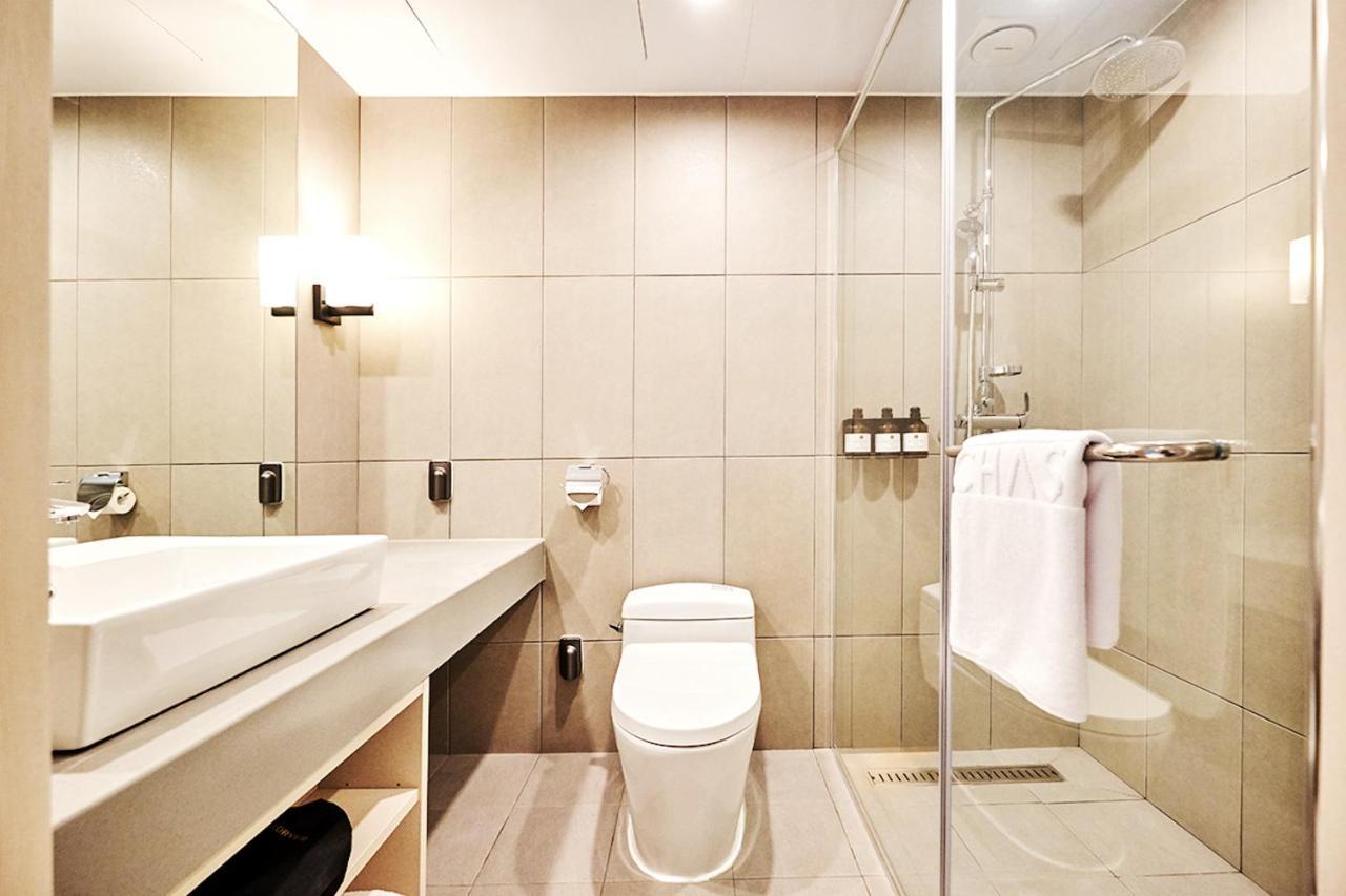 Jeju Pureun Hotel Сеогвипо Екстериор снимка